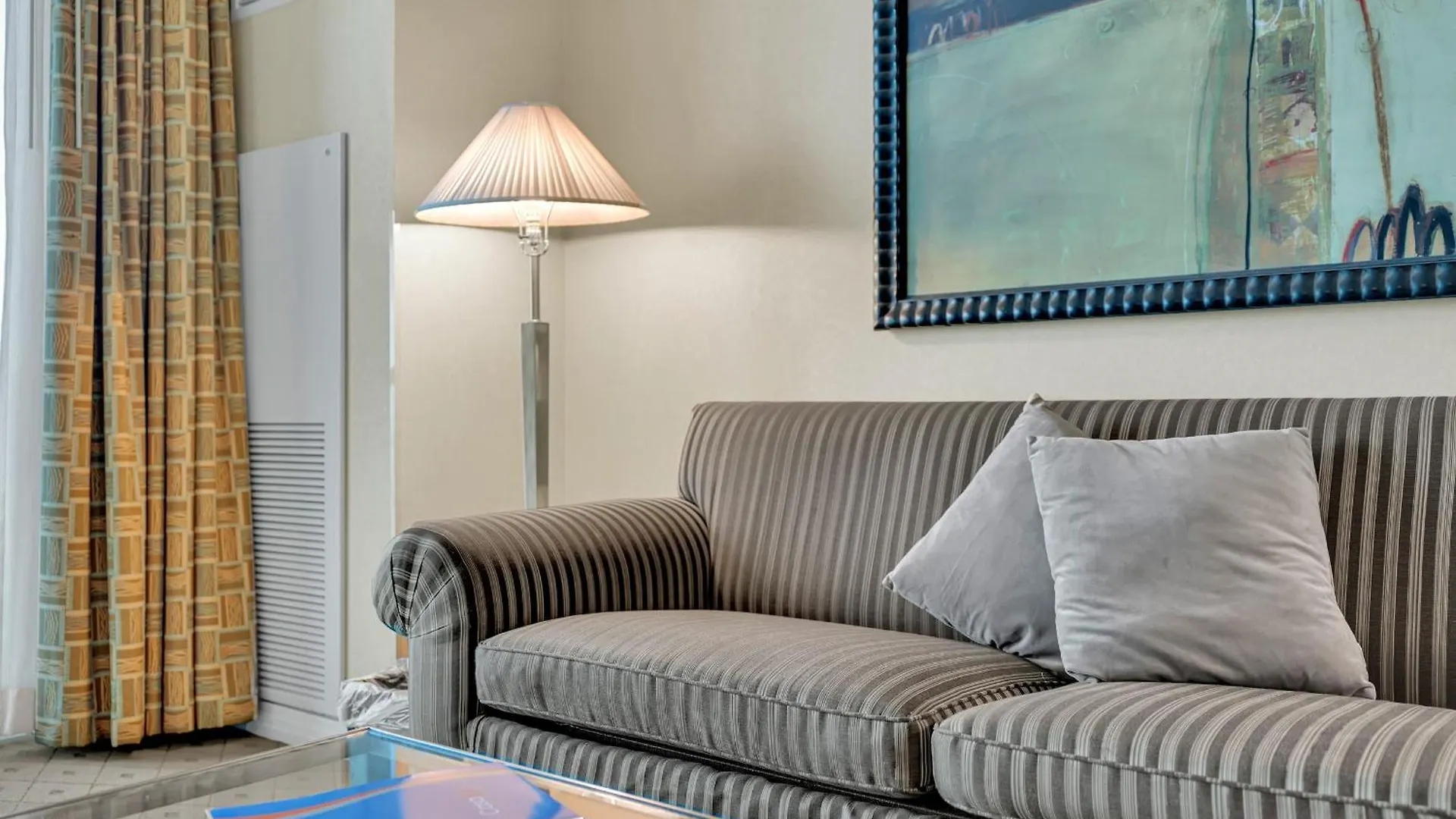 Kintsugi Retreat-Condo-Stripview-No Resort Fee 拉斯维加斯 0*,  美国