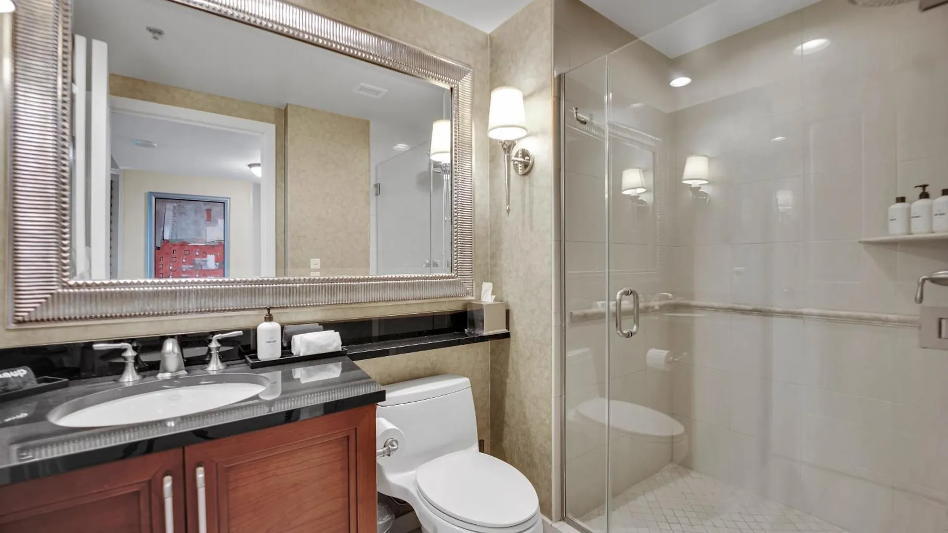 Kintsugi Retreat-Condo-Stripview-No Resort Fee 拉斯维加斯