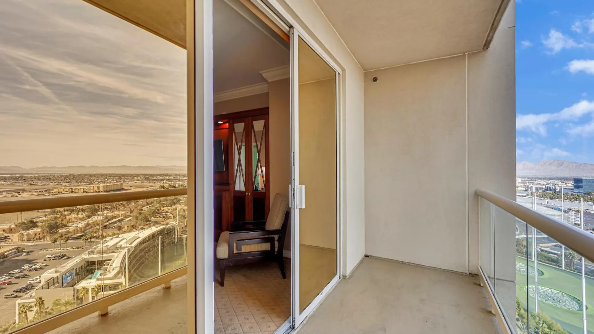 Kintsugi Retreat-Condo-Stripview-No Resort Fee Las Vegas