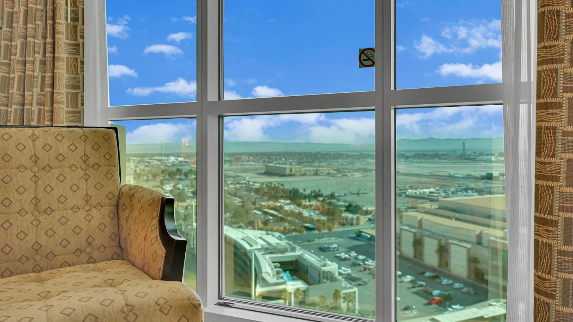 Kintsugi Retreat-Condo-Stripview-No Resort Fee Las Vegas Hotel